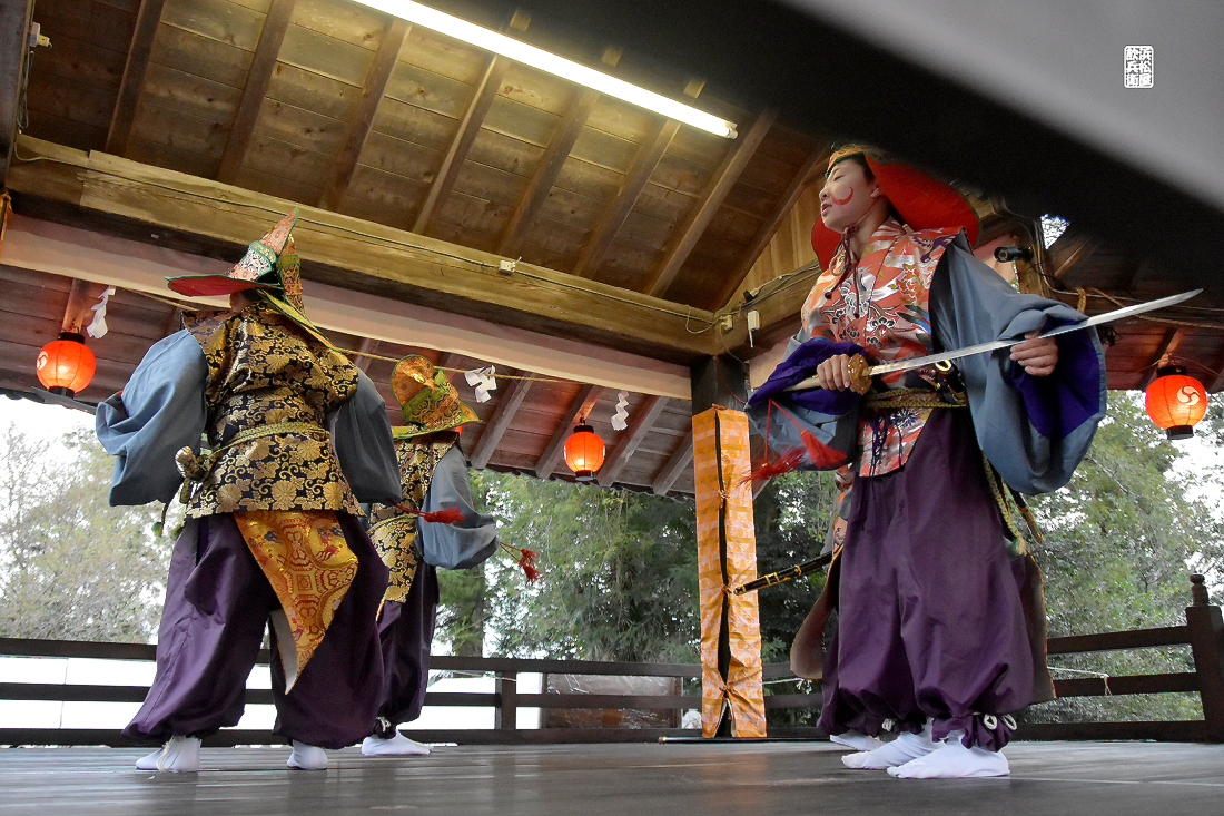 天宮（あめのみや）神社十二段舞楽より「太平楽」 - 浜松屋飲兵衛の酔写アルバム
