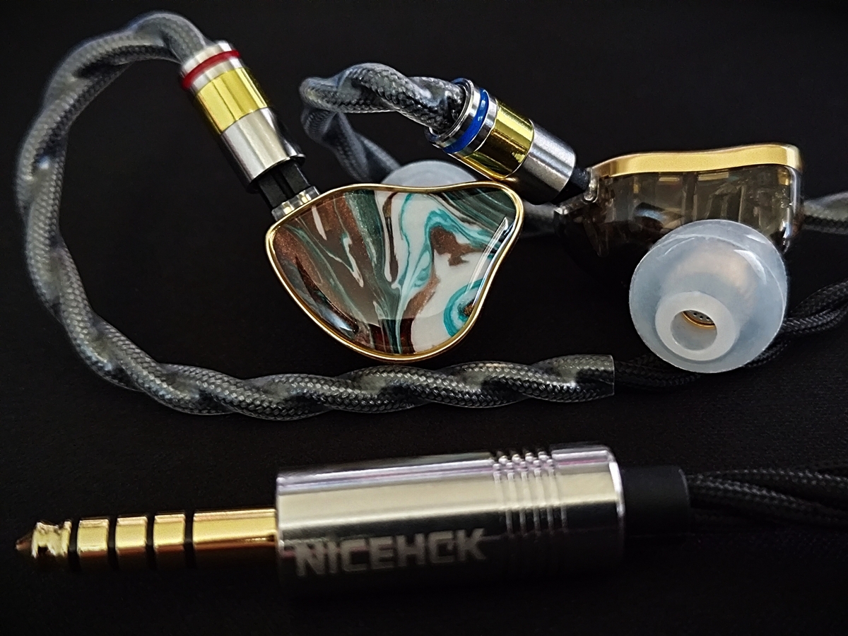 NICEHCK NX7 MK4 レビュー｜2DD＋4BA＋1PZT構成、TFZタイプ端子の多