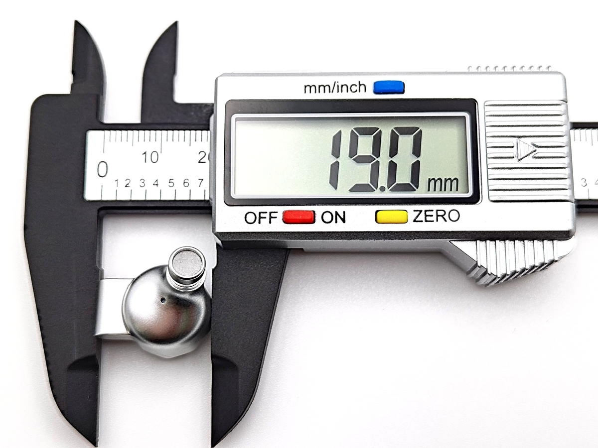 シェル寸法の実測例：横 19.0 mm（ノギス計測）