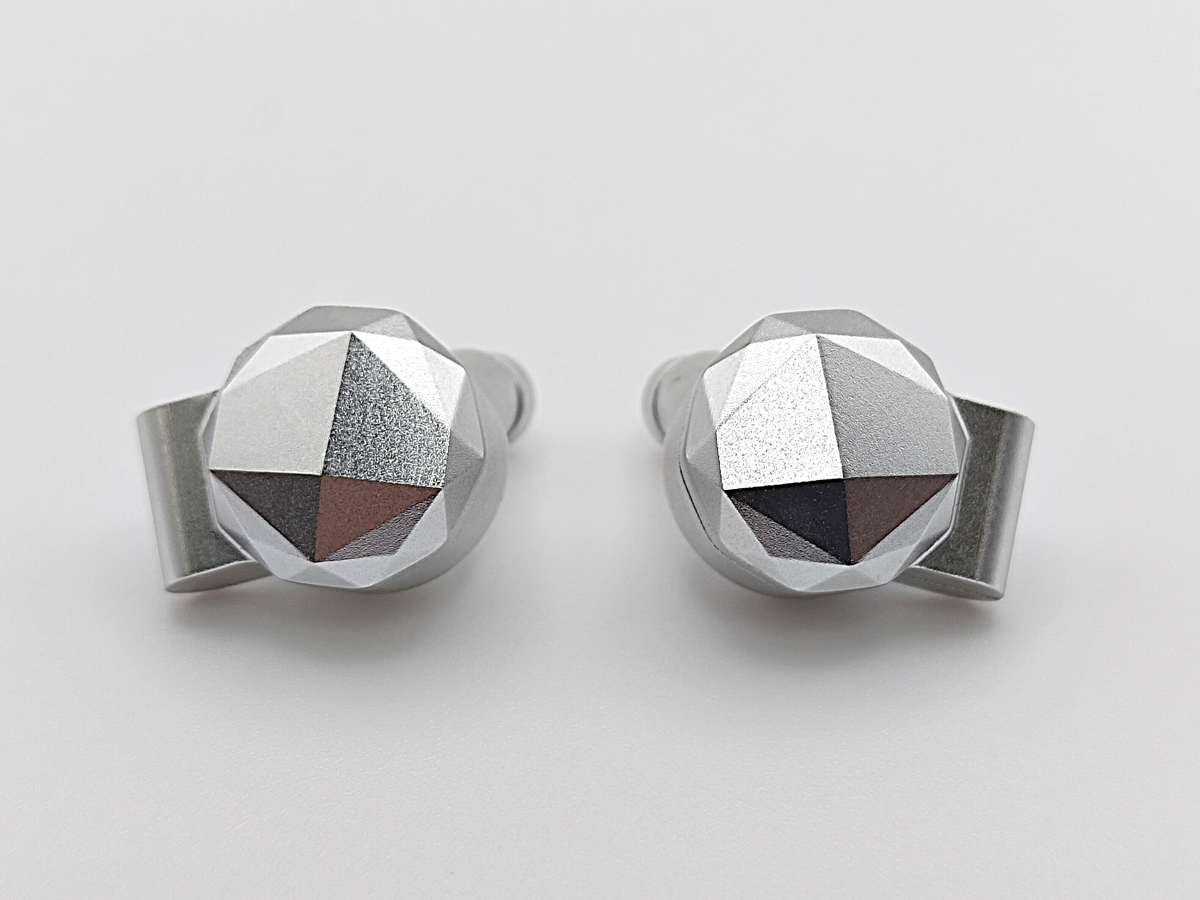 TRI KongTong I2 本体フェイス（多面体ダイヤモンドカット）