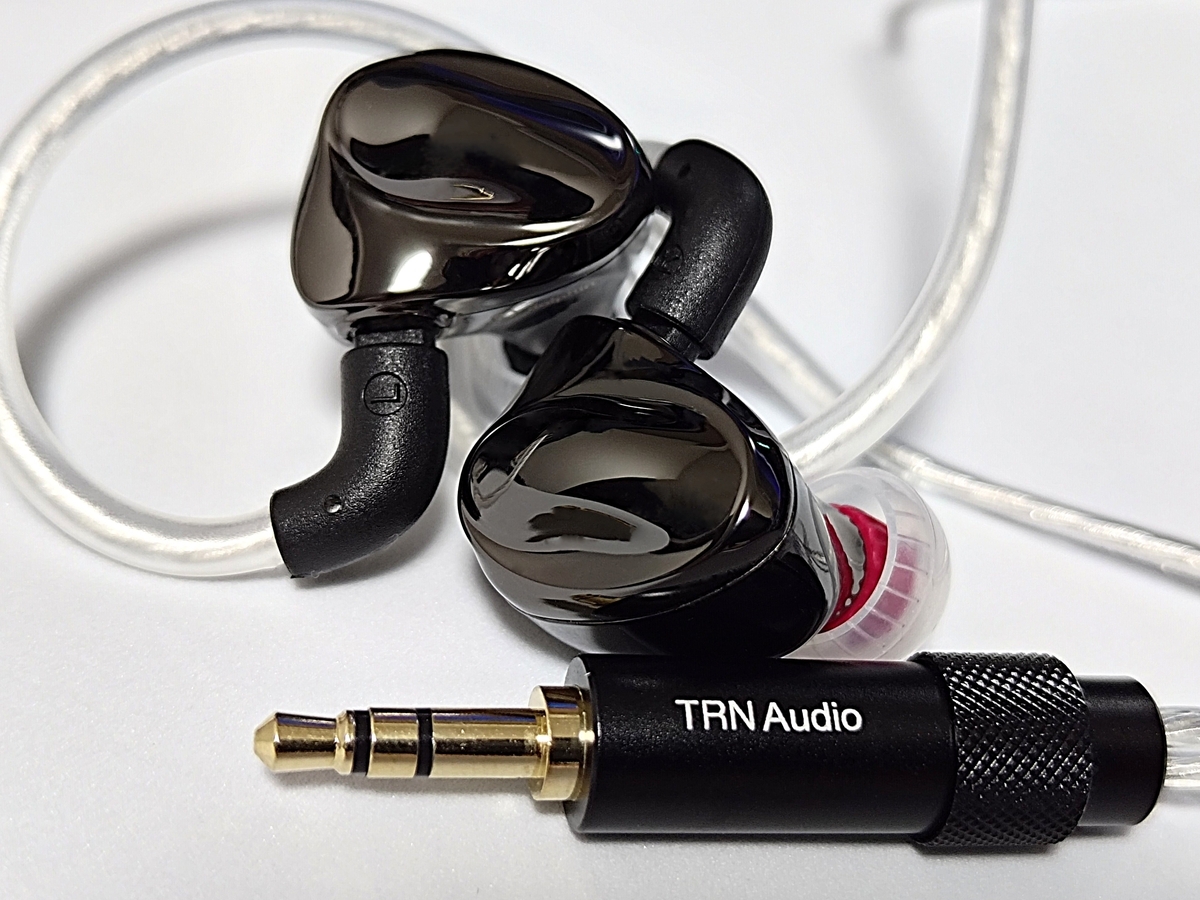 TRNイヤホンおすすめ完全ガイド｜DAC・Bluetooth・ケーブルまで実機