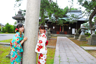 <img src="http://blog.sakura.ne.jp/images_e/e/EF63.gif" alt="星２" width="15" height="15" border="0" />︎鳥居ふたり.jpg