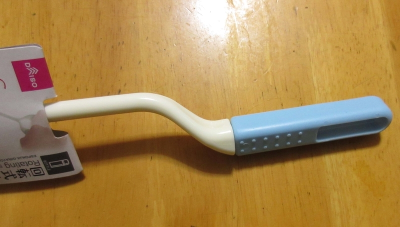 ダイソーのボトル洗いの持ち手