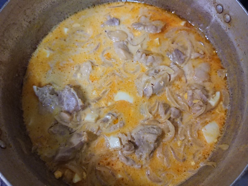 白いチキンカレー