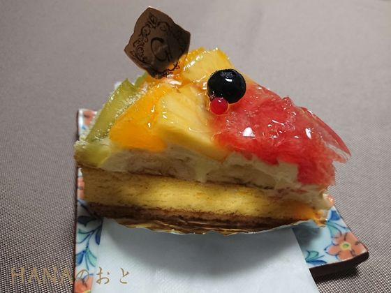 クラブハリエのフルーツタルト