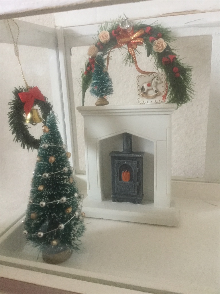 ミニチュアドールハウス パリのクリスマス ようこそ ミニチュアハウスへ