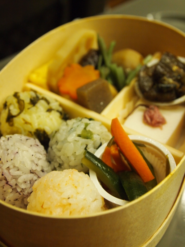 f:id:hanamizuki1966:20111106180836j:image:h400