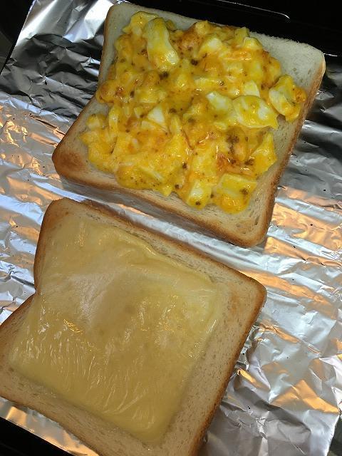 ゆで卵とチーズのホットサンドイッチ1