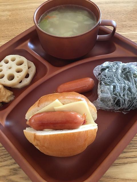 今日のお昼ごはん コロナ休校疲れ中 夕飯残り スープ と冷凍食品で 簡単煮物 をプラス 気まぐれ主婦の日常 シンプルが好き 今日のお昼ごはん コロナ休校疲れ中 夕飯残り スープ と冷凍食品で 簡単煮物 をプラス 気まぐれ主婦の日常 シンプルが好き