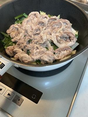 フライパン蒸し料理(肉)できたて