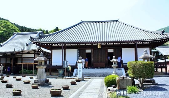 當麻寺の奥院