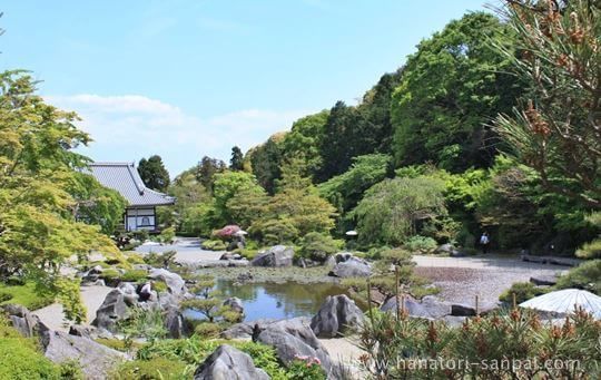 當麻寺奥院の浄土庭園