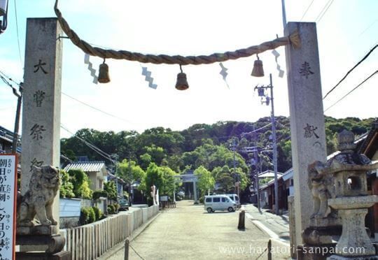 美具久留御魂神社の参道