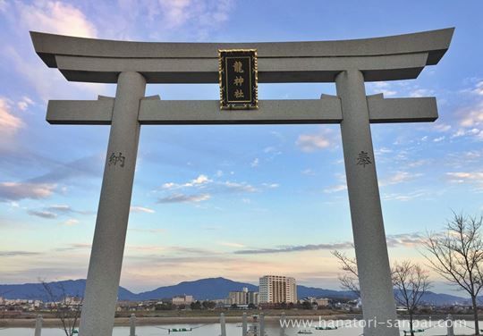 狭山池にある鳥居