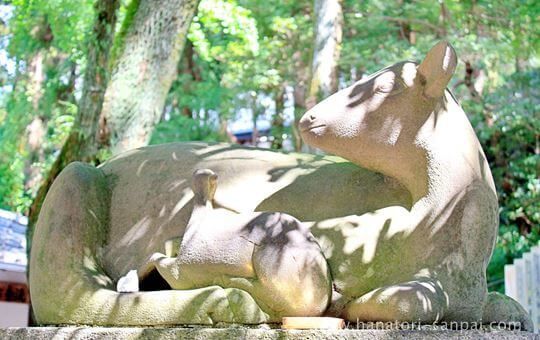 枚岡神社狛鹿のなで鹿