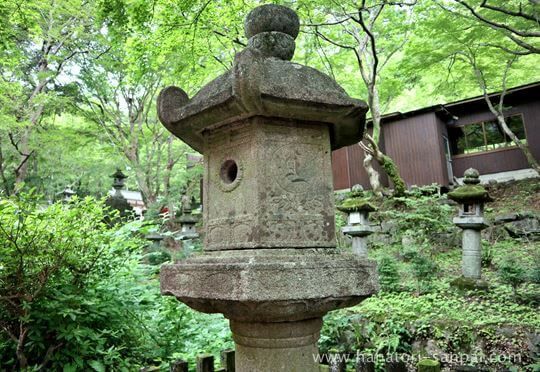 談山神社の石燈籠