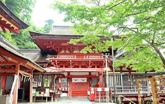 談山神社の拝殿入り口正面