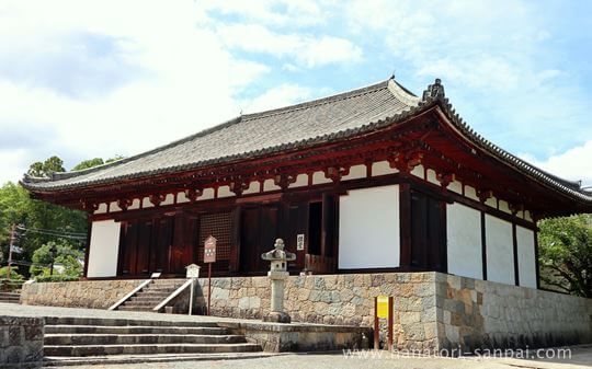 當麻寺の講堂