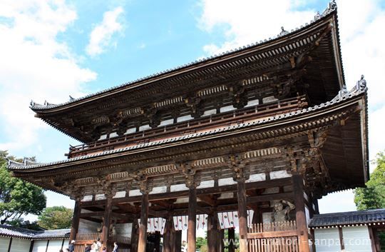 仁和寺の二王門