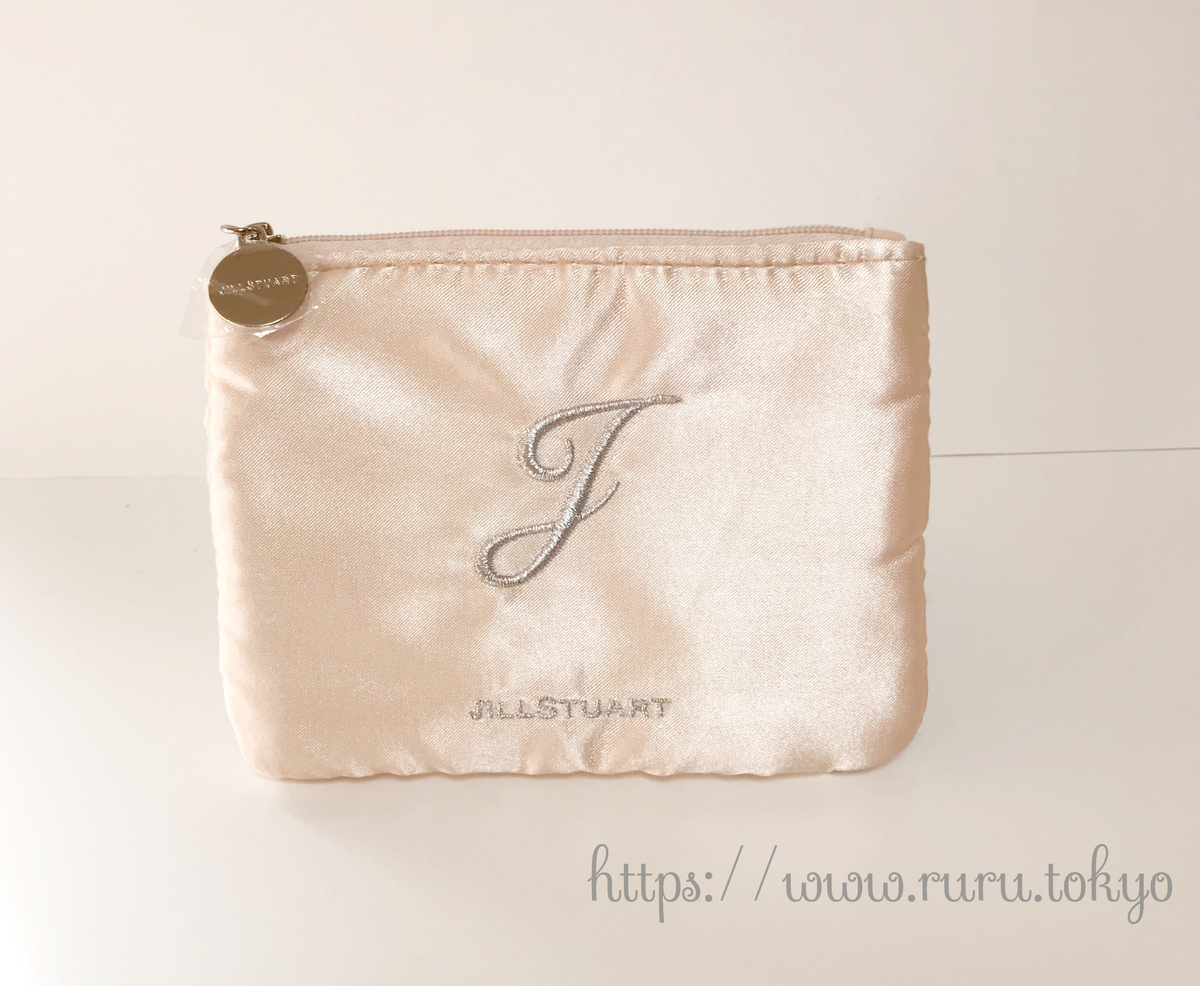 ハンドメイド)商品写真の背景を100均材料で作る方法|ポーチや布小物