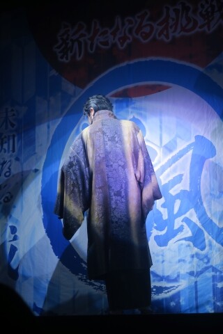 76826688_Unknown