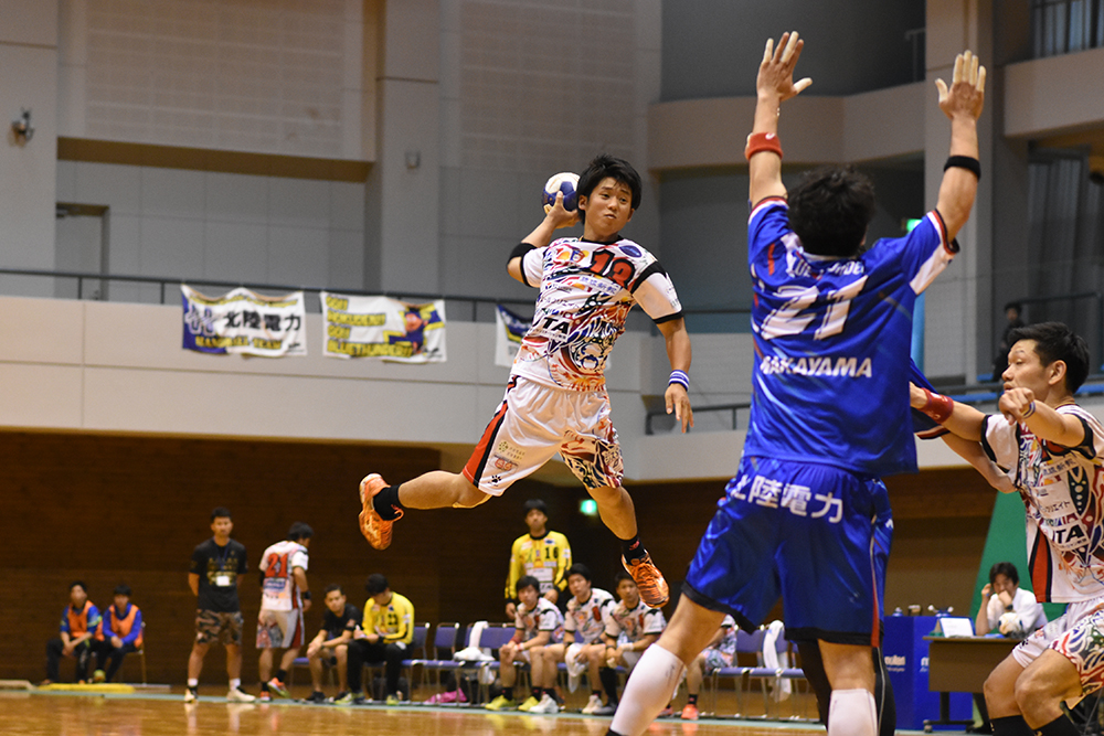 f:id:handball-jp2019:20190209145819j:plain f:id:handball-jp2019:20190209145819j:plain
