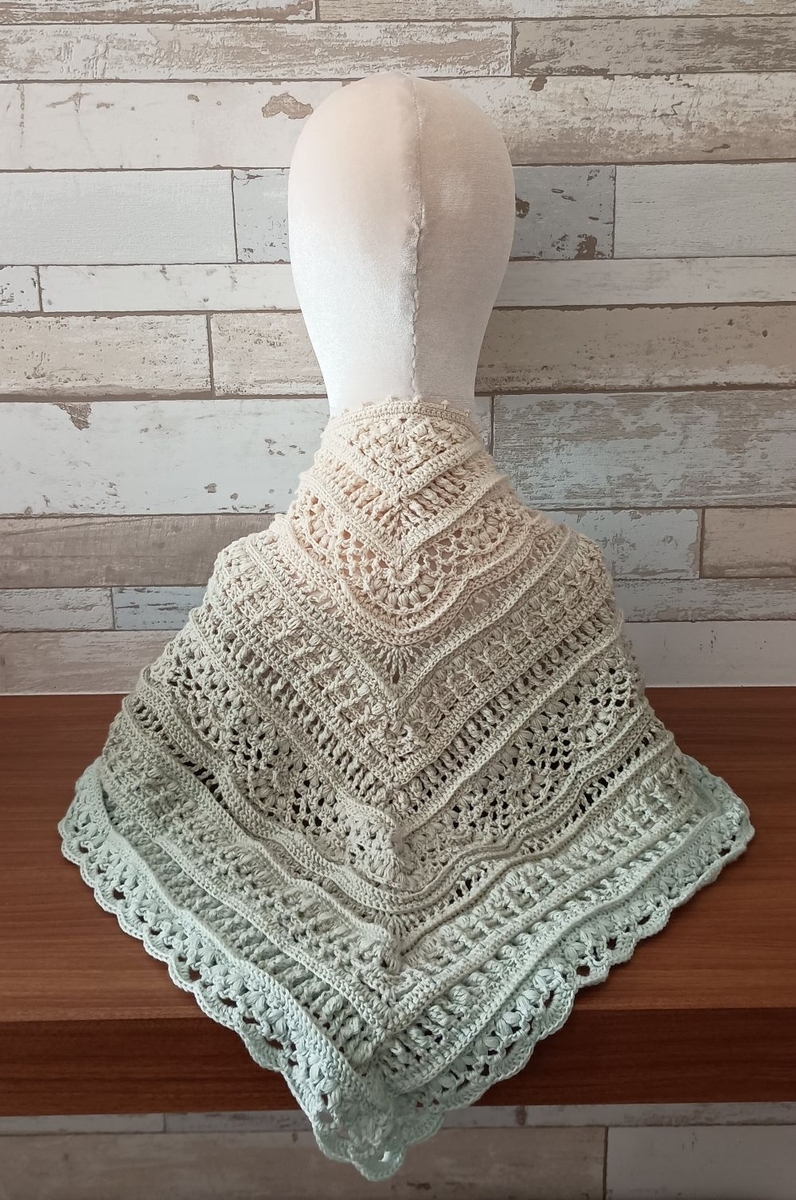 ワンダーコットンで編むアラベスクショール - handmade_rikaのブログ