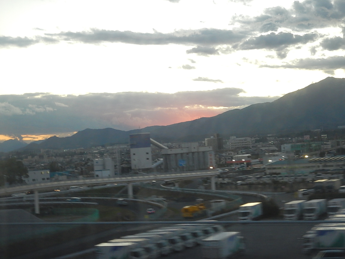 f:id:handpanshoman:20200131205811j:plain