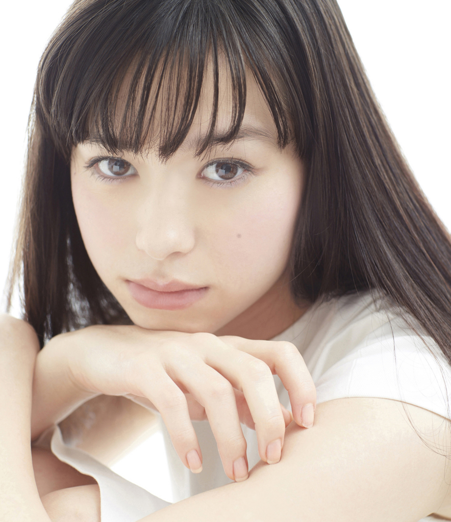 中条あやみさんのプロフィール