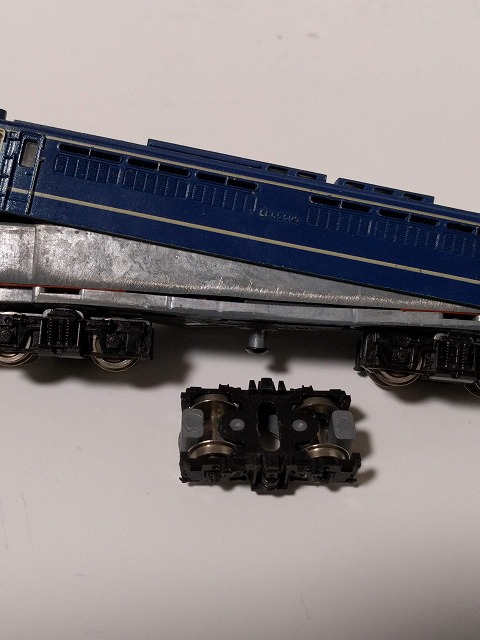 EF65 中間台車 第二の人生 (Kato 本当に旧車両) - のほほん Nゲージ