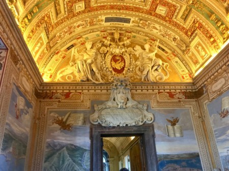 イタリア
