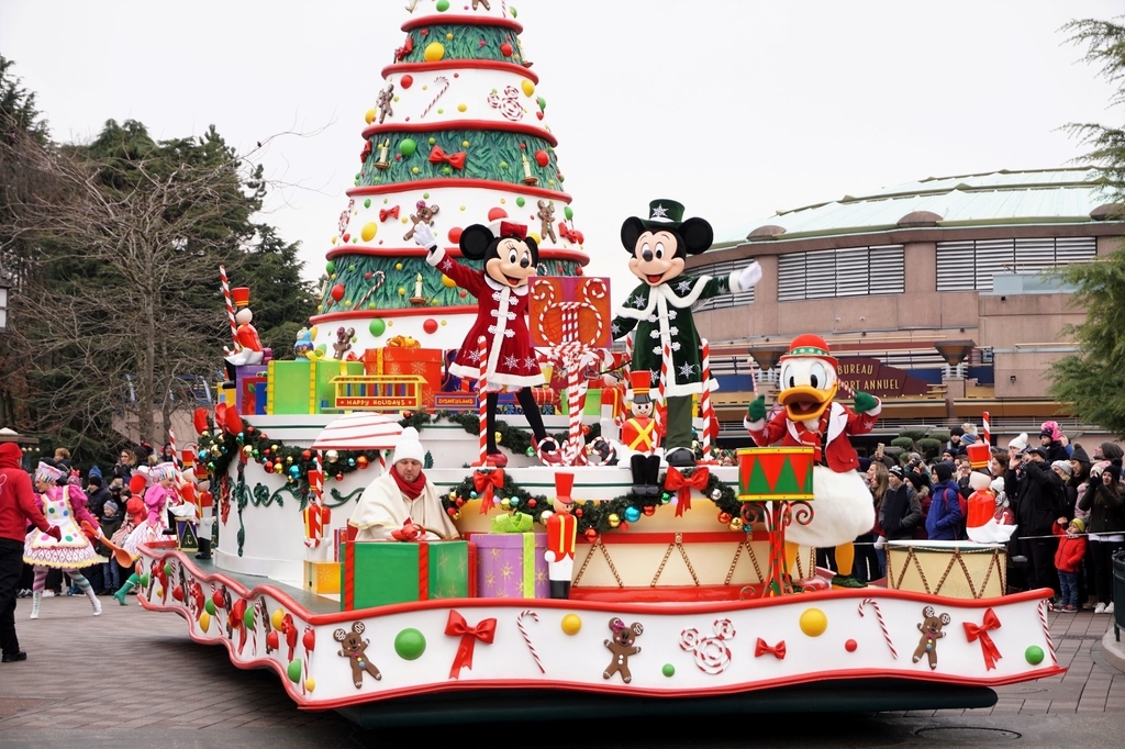 f:id:happiest_holidays:20181225002636j:plain f:id:happiest_holidays:20181225002636j:plain