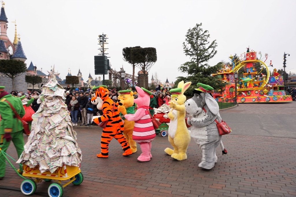 f:id:happiest_holidays:20181225002834j:plain f:id:happiest_holidays:20181225002834j:plain