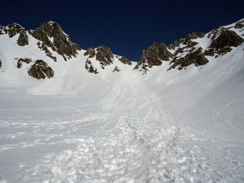 中央アルプス 木曽駒ヶ岳 雪山登山 雪崩の恐怖におびえつつ