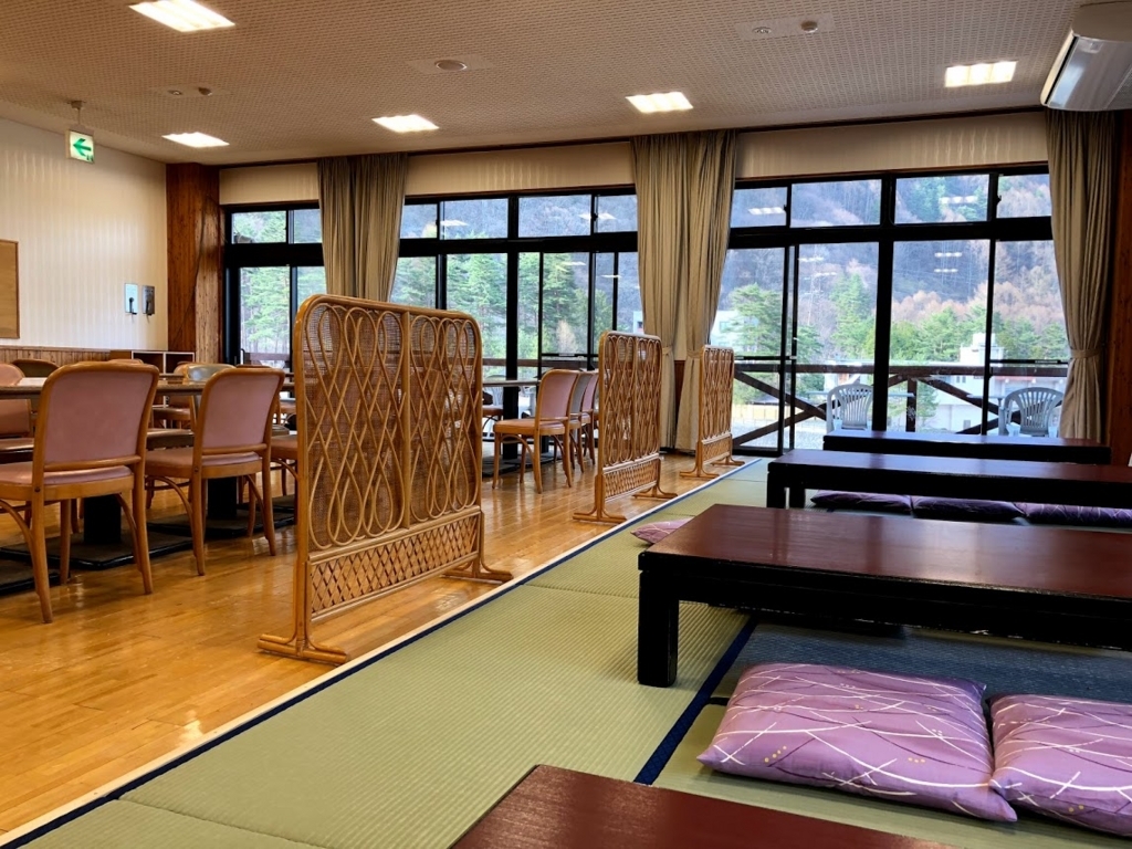 f:id:happydust:20180417234546j:plain f:id:happydust:20180417234546j:plain