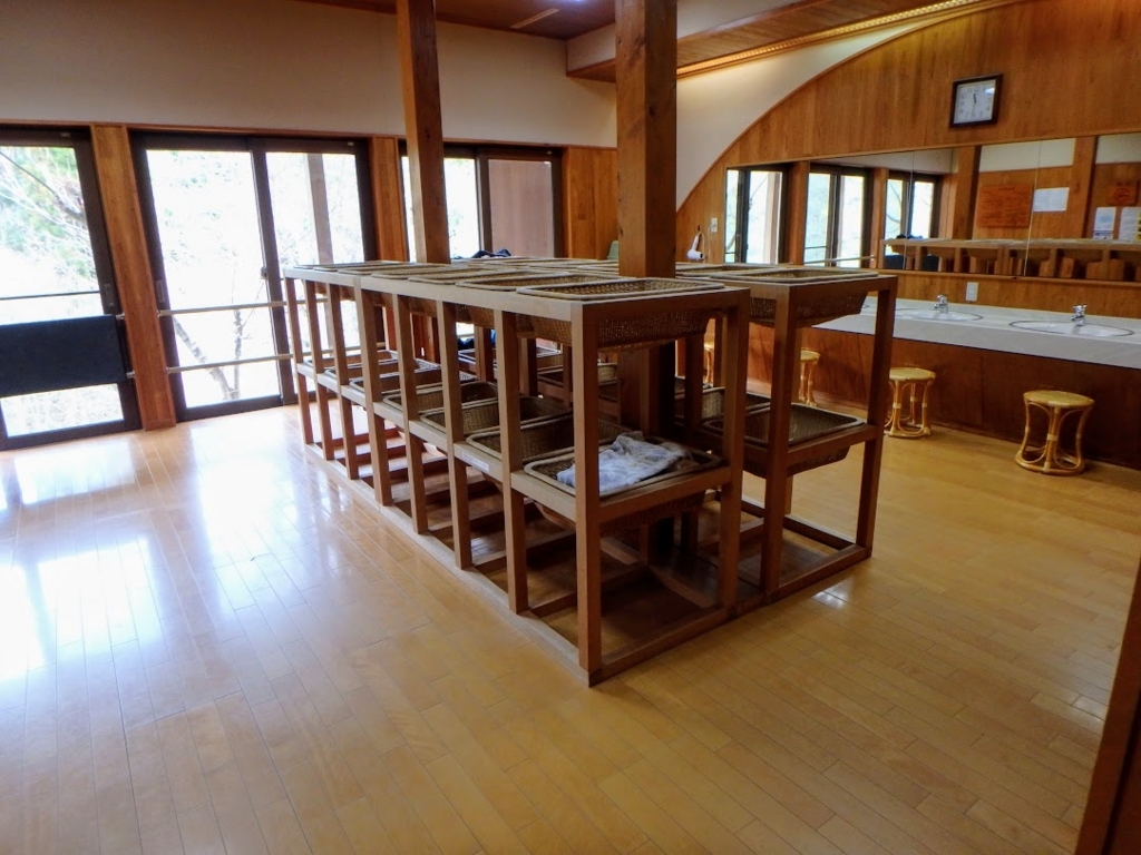 f:id:happydust:20180517152328j:plain f:id:happydust:20180517152328j:plain