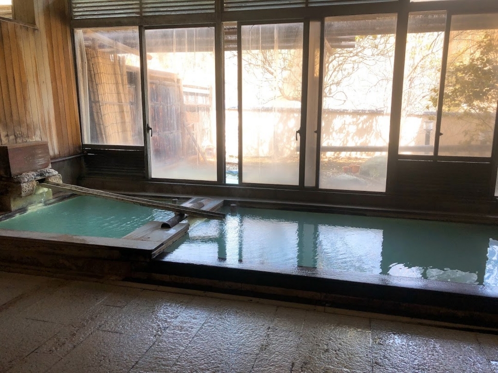 f:id:happydust:20180702030230j:plain f:id:happydust:20180702030230j:plain