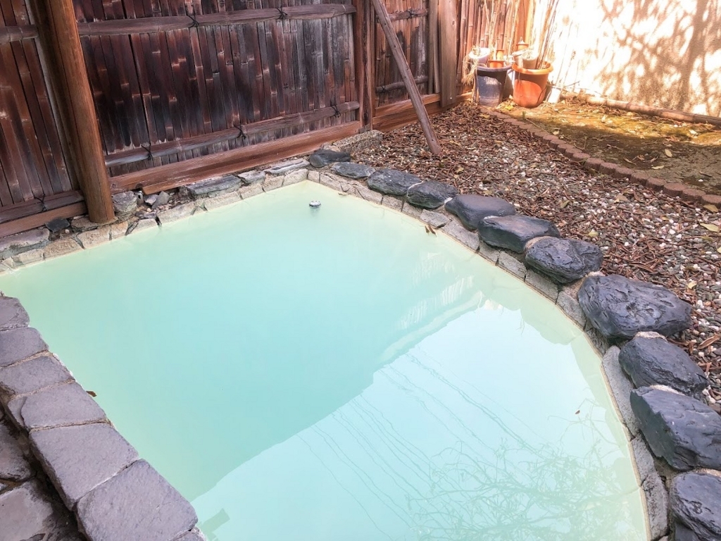 f:id:happydust:20180702030555j:plain f:id:happydust:20180702030555j:plain