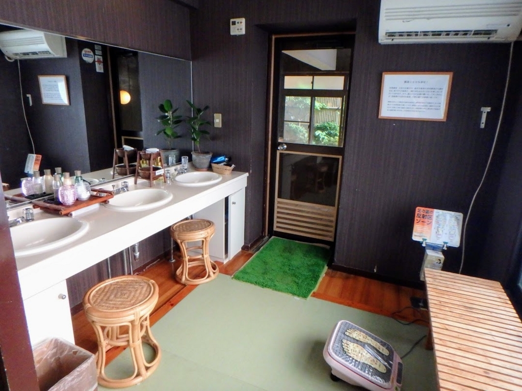 f:id:happydust:20180731001645j:plain f:id:happydust:20180731001645j:plain