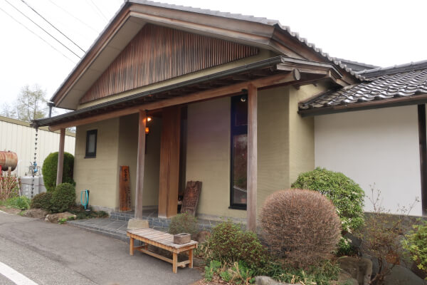 蕎麦屋　登美　外観
