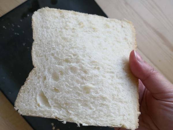 食パン切ってみたところ