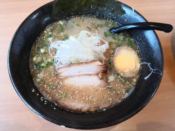 麺匠志輝魚介豚骨ラーメン