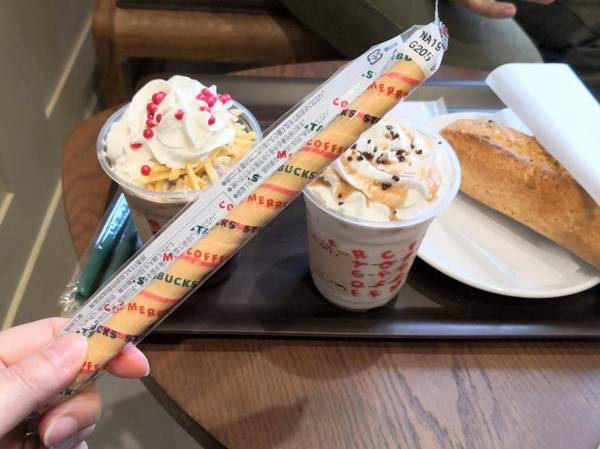 スタバサンタブーツチョコレートフラペチーノ