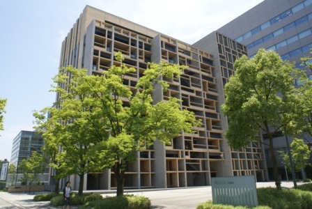 MOKUZAI KAIKAN (Nikken Sekkei)