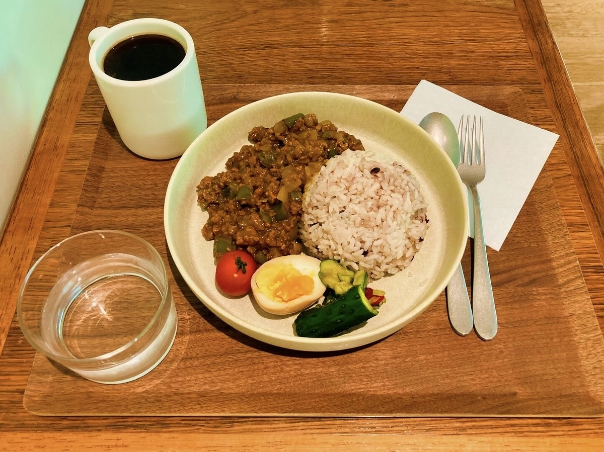 村上春樹ライブラリーのカフェ「オレンジキャット」のカレー