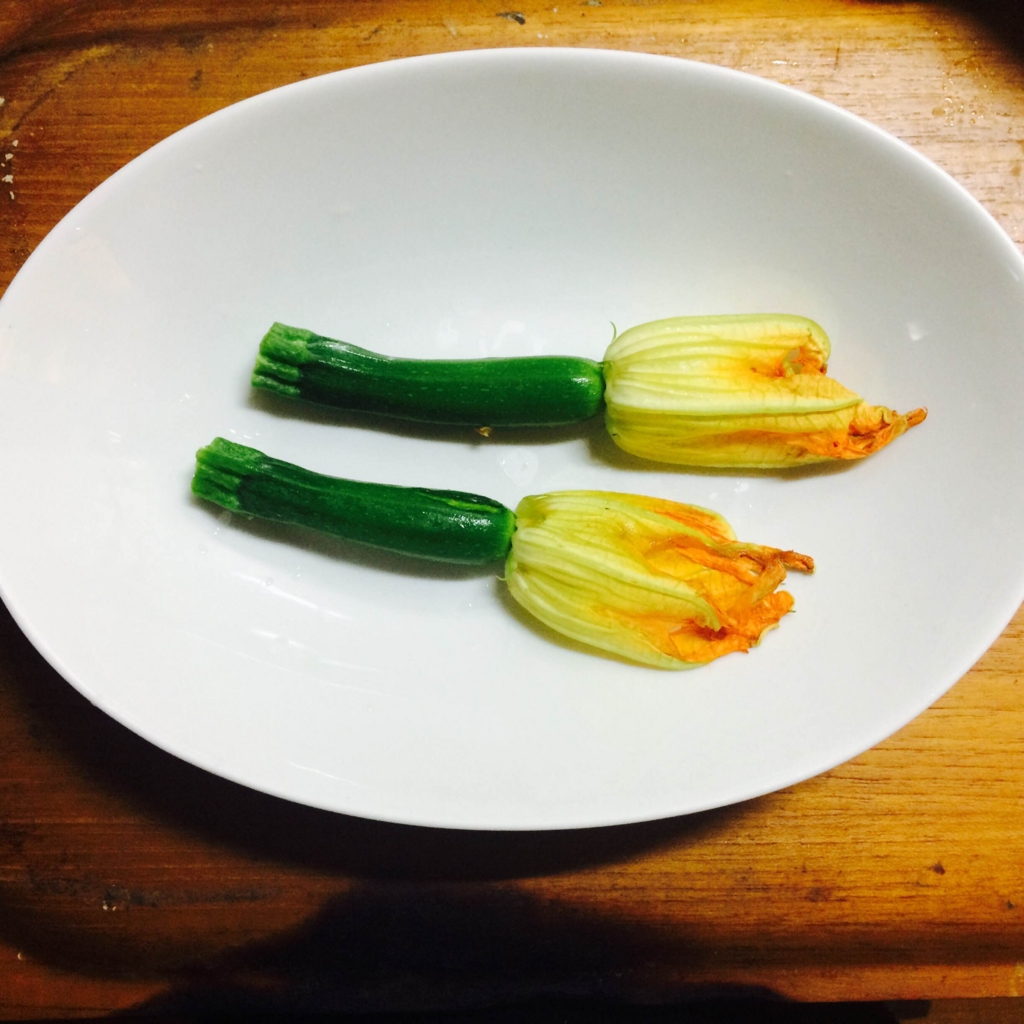 花ズッキーニのフリット はりねずみの調理室