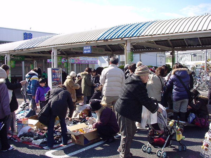 船橋競馬場フリーマーケット出店報告です フリマのハルさんのフリーマーケット奮闘日誌 船橋競馬場フリーマーケット出店報告です フリマのハルさんのフリーマーケット奮闘日誌