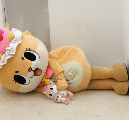 ちぃたん bigなぬいぐるみが10月12日 金 より順次登場予定 かわいいのキタ ゚ ゚ だいたいのサイズ感も判明 コツメカワウソ界のスター登場 ゲームがなければ生きていけない そう ゲームこそ人生 ちぃたん bigなぬいぐるみが10月12日 金 より順次登場予定 かわいいのキタ ゚ ゚ だいたいのサイズ感も判明 コツメカワウソ界のスター登場 ゲームがなければ生きていけない そう ゲームこそ人生