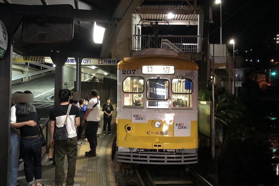 長崎の 納涼ビール電車 で市中引き回されてきた はるひ乃メソッド