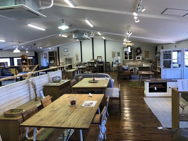 家具の総合商社、大川市の「関家具」